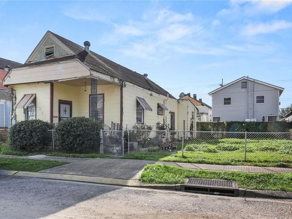2516 DELACHAISE Street , New Orleans, LA 70115