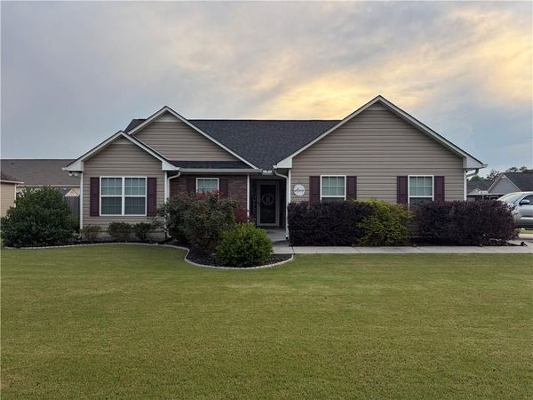 100 Legacy Lane , Calhoun, GA 30701