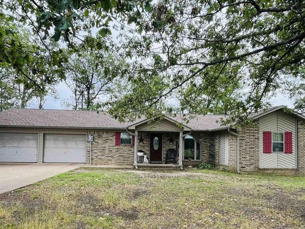 2032 Gray Loop, Leola, AR 72084