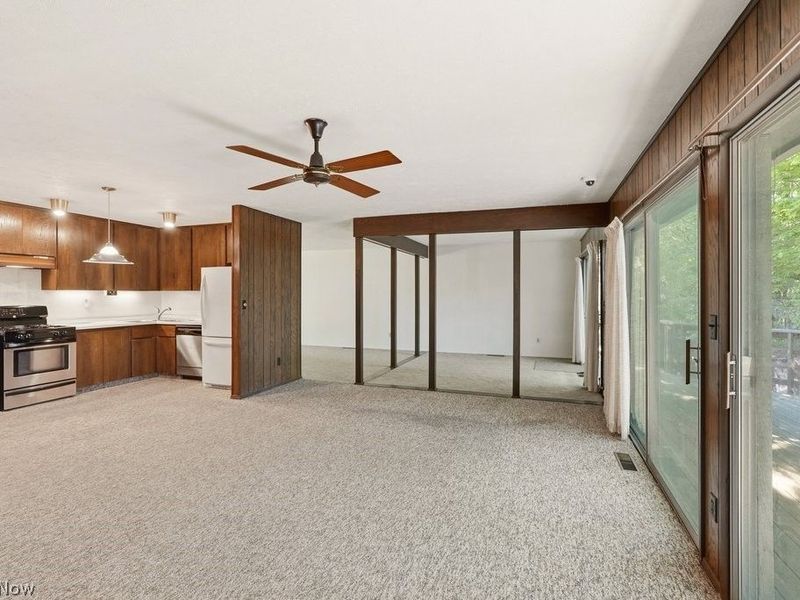 17482 Falling Water Road , Strongsville, OH 44136 Photo 14