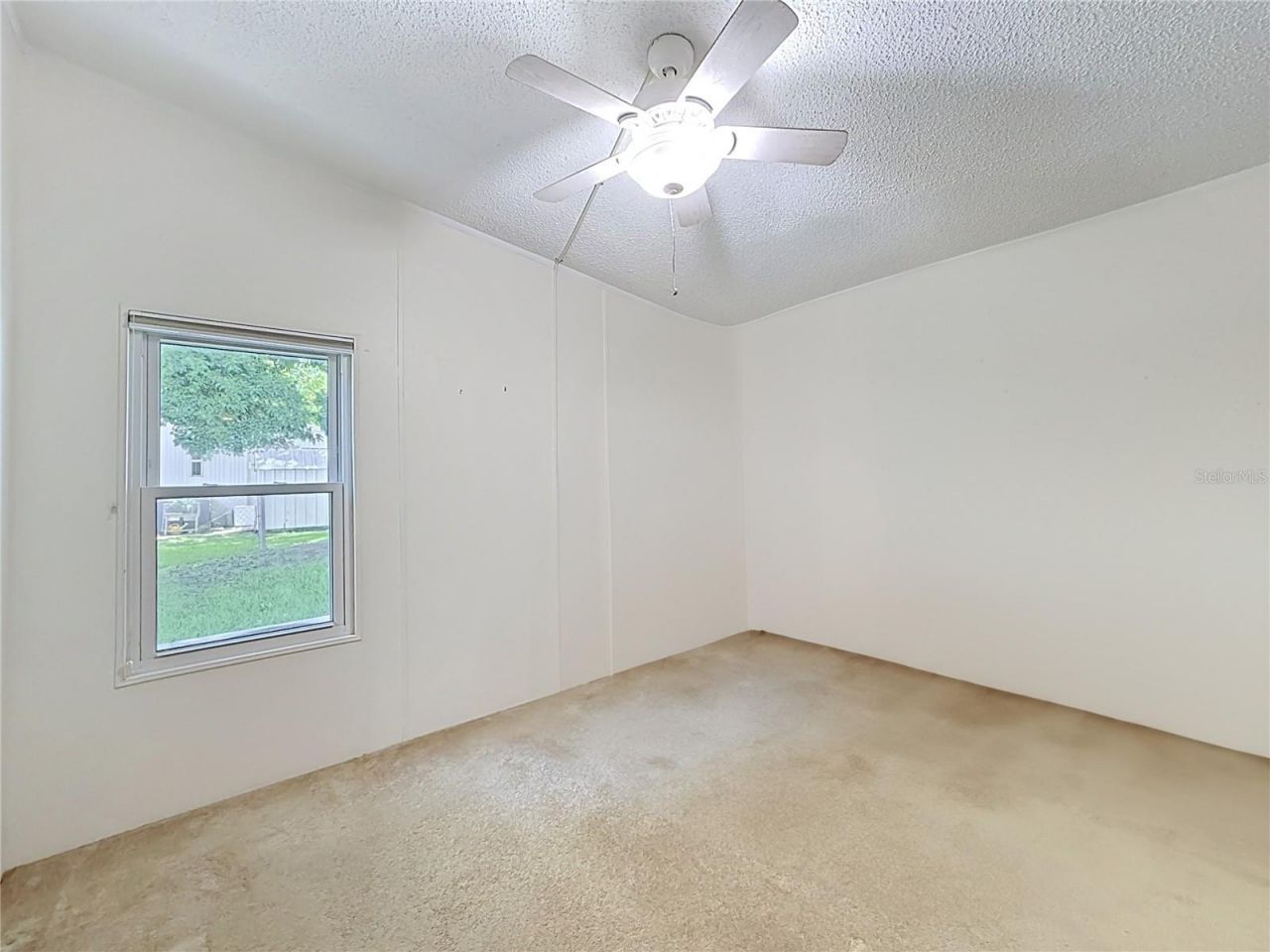 1666 Elkhart Circle , Tavares, FL 32778 Photo