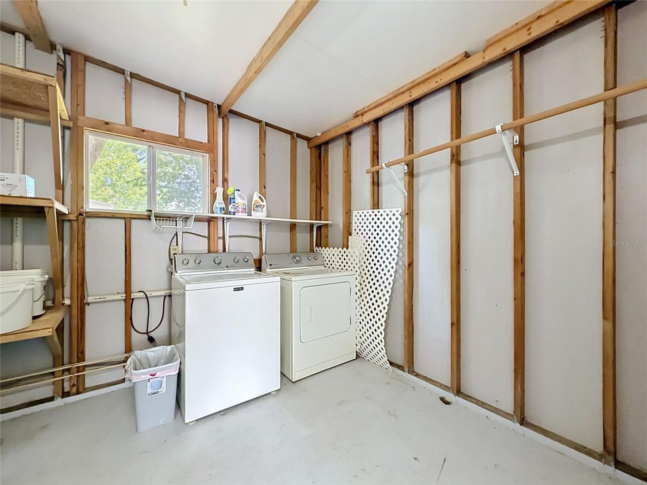 1666 Elkhart Circle , Tavares, FL 32778 Photo