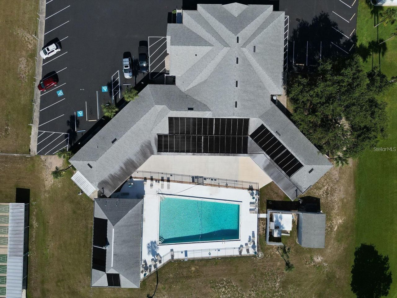 1666 Elkhart Circle , Tavares, FL 32778 Photo