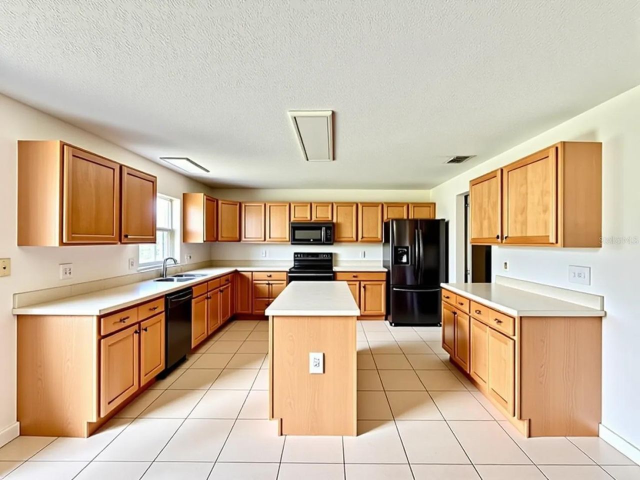 24301 SW 6th Place , Newberry, FL 32669 Photo