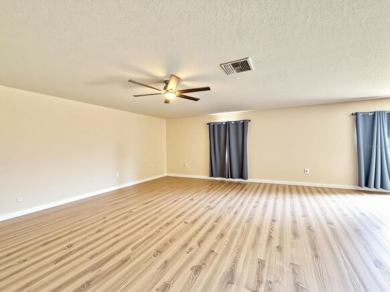 24301 SW 6th Place , Newberry, FL 32669 Photo