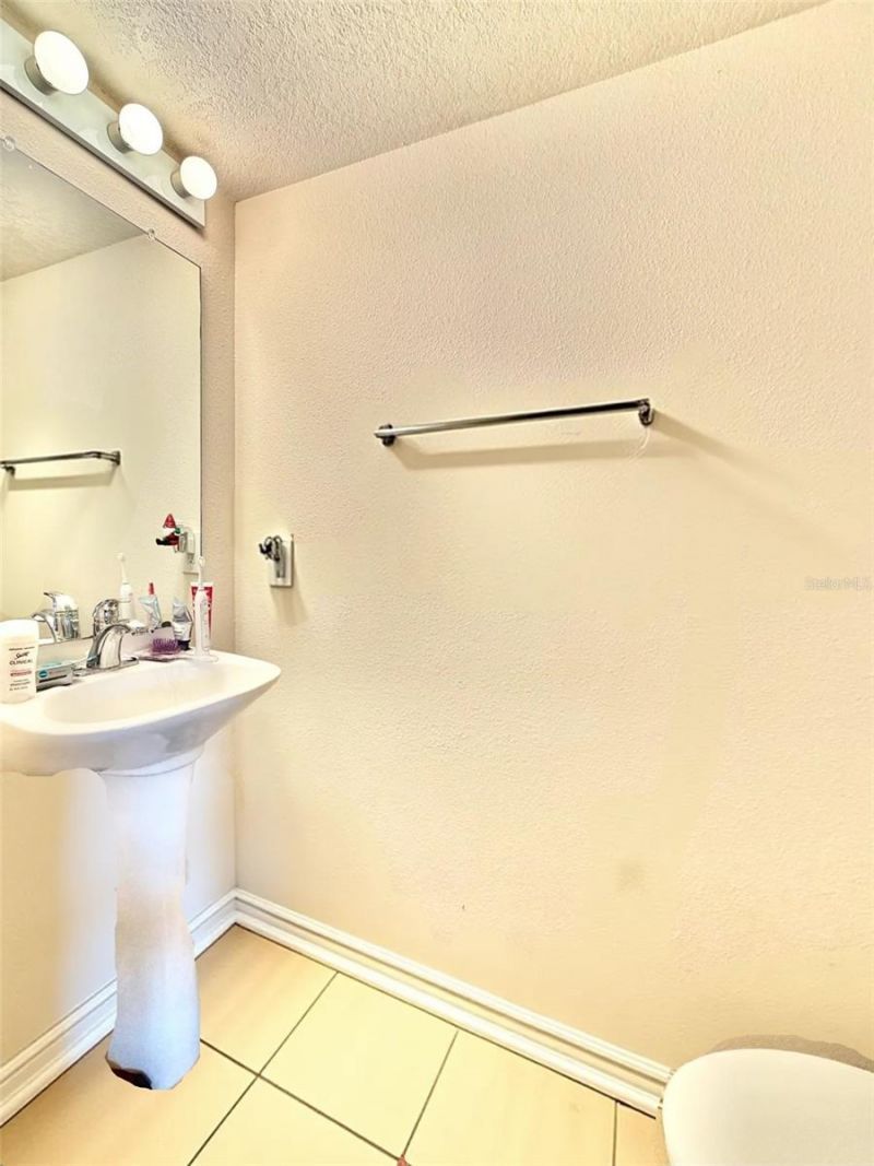 24301 SW 6th Place , Newberry, FL 32669 Photo