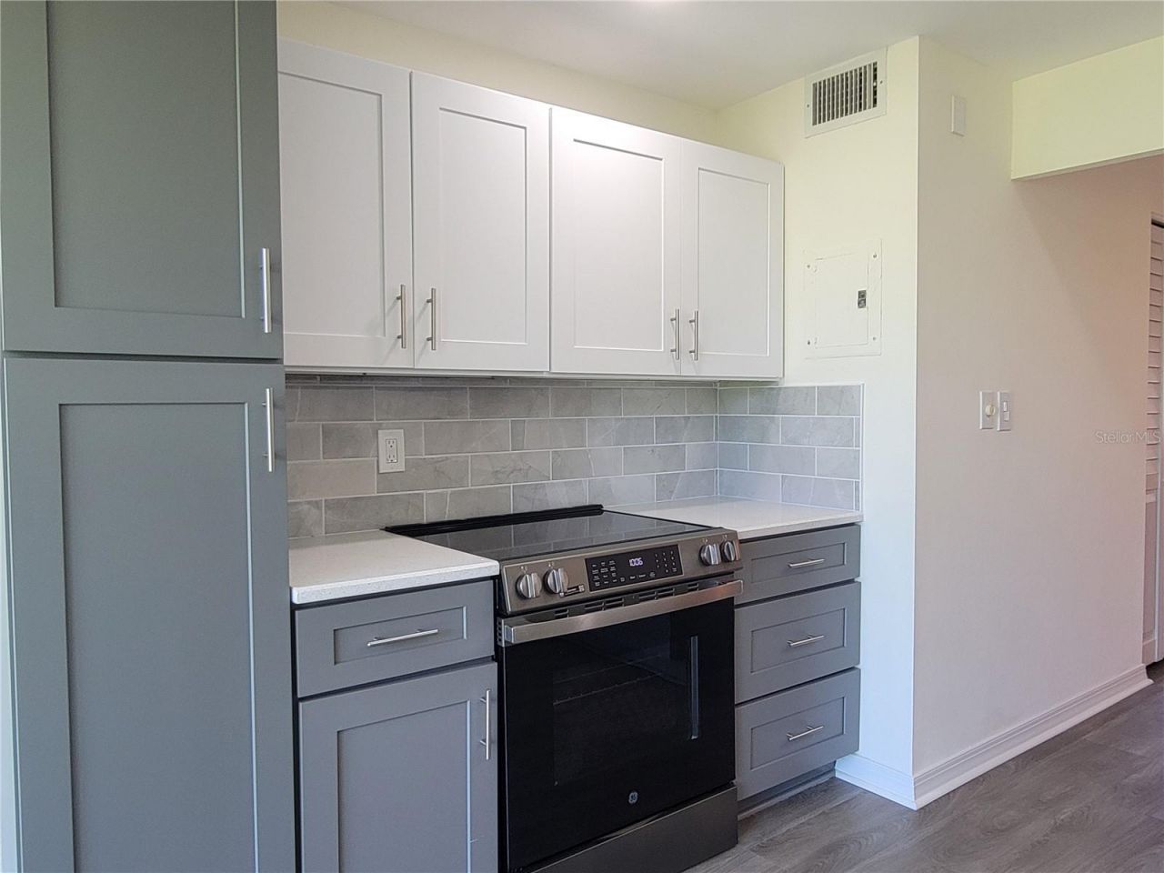 4880 Locust St. Ne, Unit 136, Saint Petersburg, FL 33703 Photo