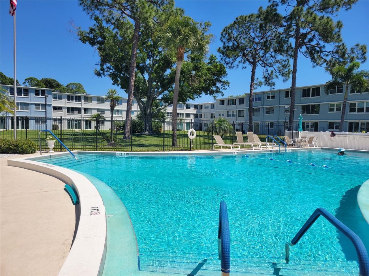 4880 Locust St. Ne, Unit 136, Saint Petersburg, FL 33703 Photo