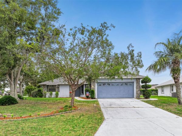 905 DEVONSHIRE WAY , LAKE WALES, FL 33853