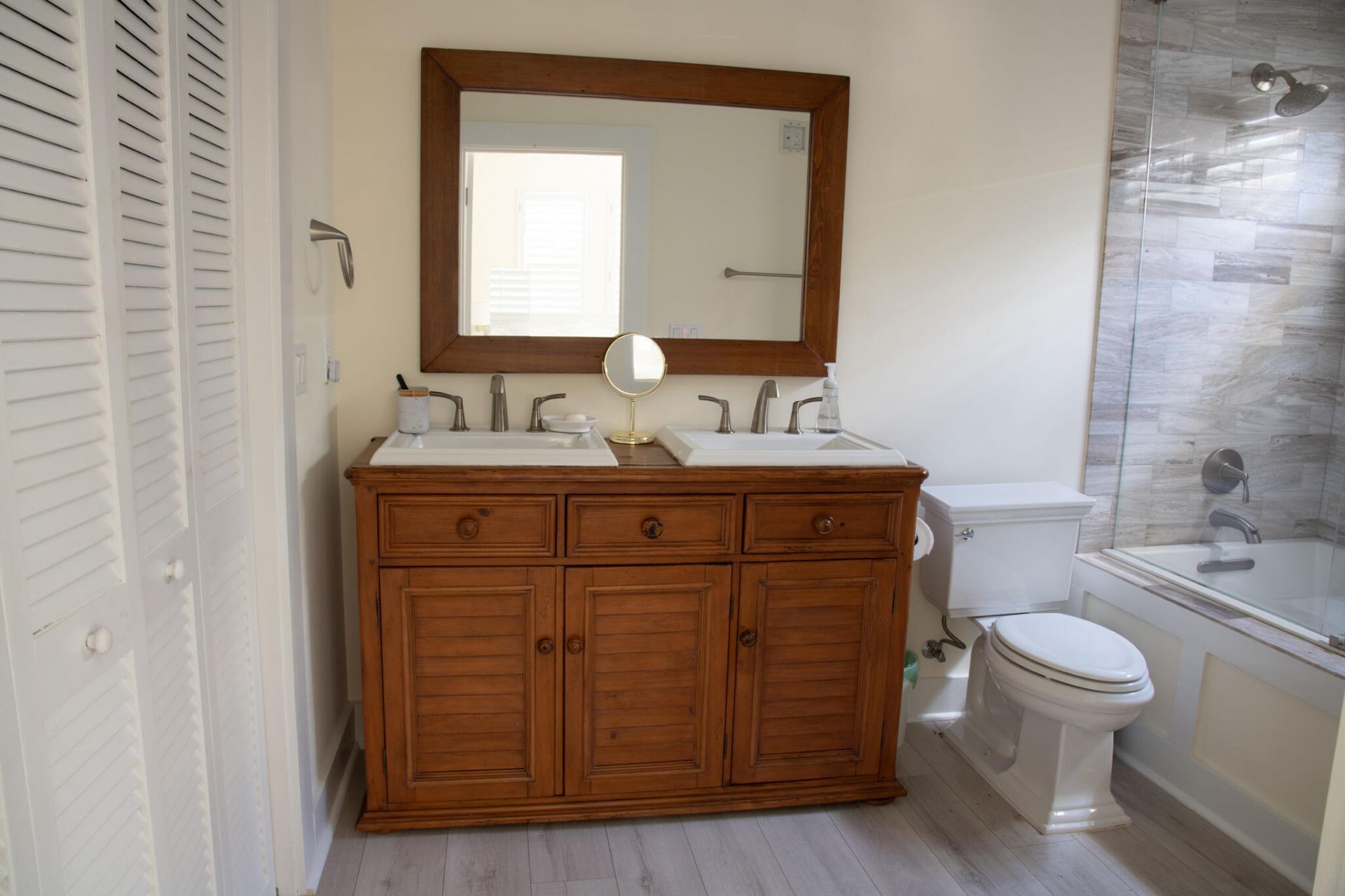506 N Lakeside Drive, Lake Worth Beach, FL 33460 Photo