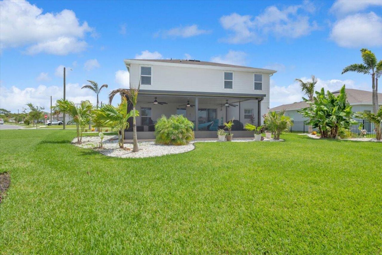 102 Pummelo Place, Fort Pierce, FL 34981 Photo