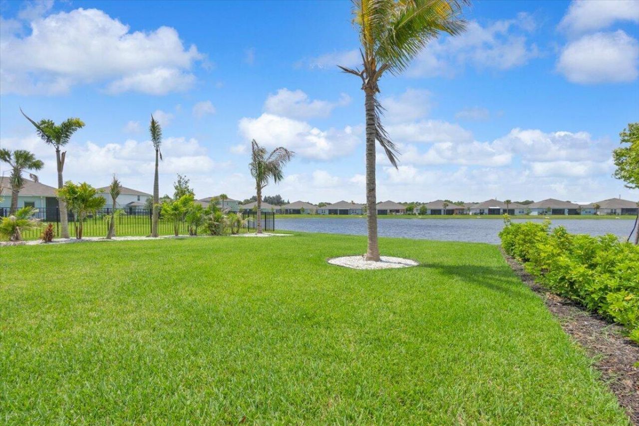 102 Pummelo Place, Fort Pierce, FL 34981 Photo