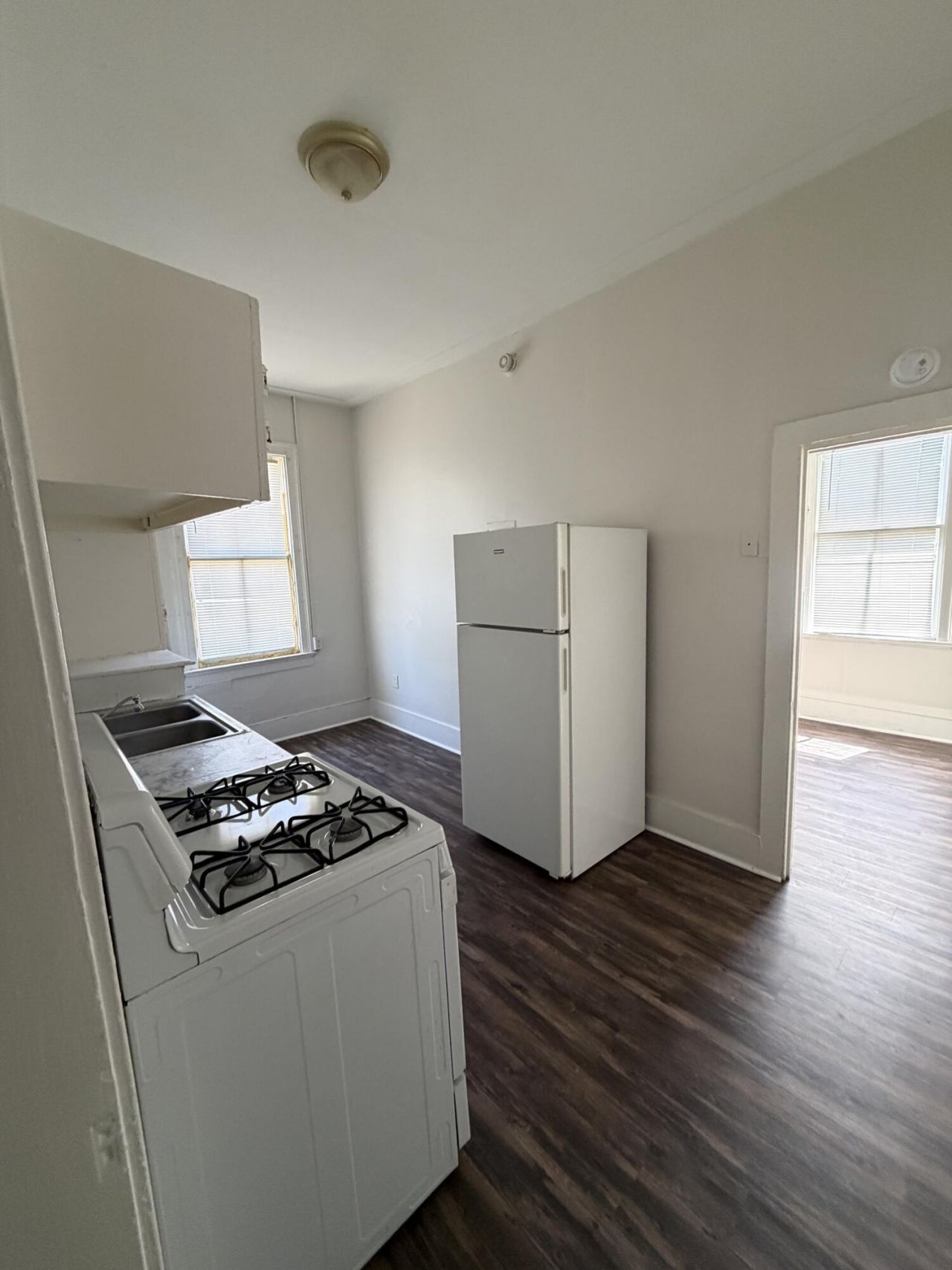 5603 Dobson Street Photo 5