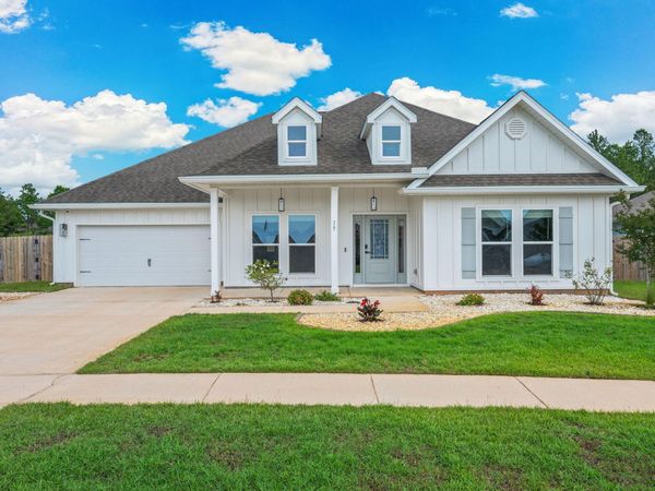 15 E Oak Trees Lane, Freeport, FL 32439