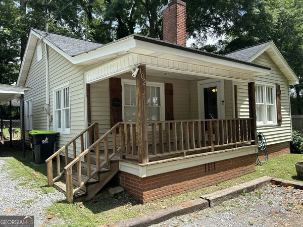 102 W Fairmount Avenue, Cedartown, GA 30125