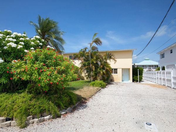 596 W Shore Drive, Summerland, FL 33042