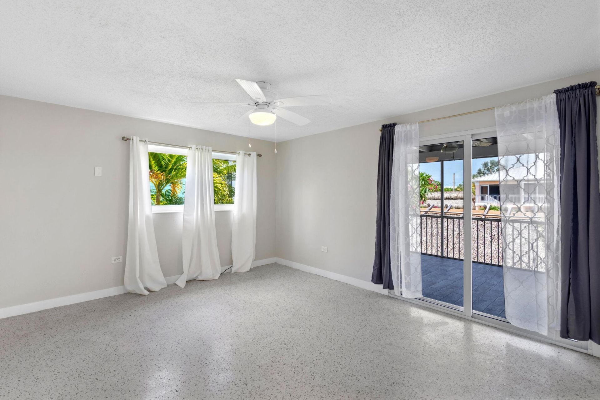 596 W Shore Drive, Summerland Key, FL 33042 Photo
