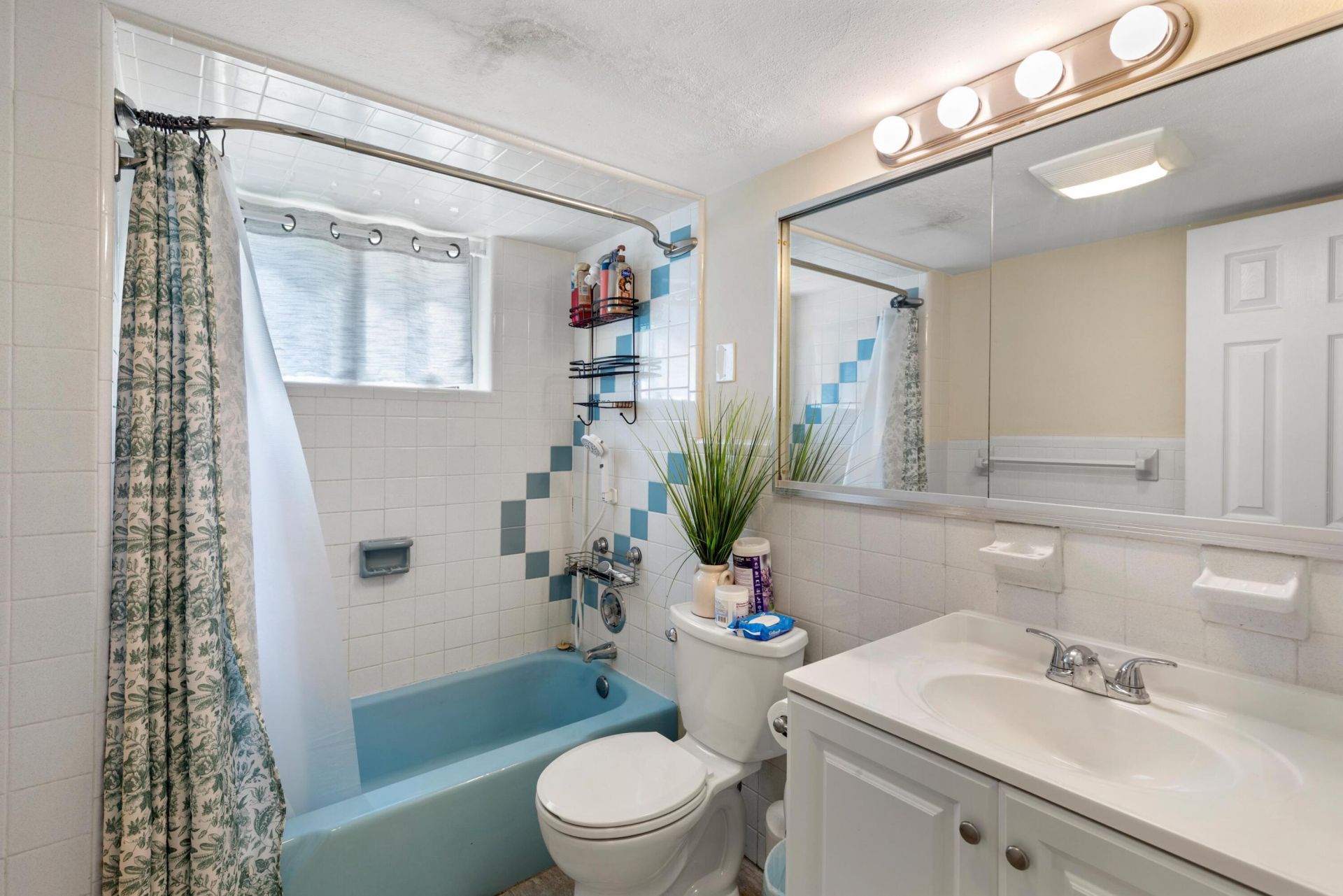 596 W Shore Drive, Summerland Key, FL 33042 Photo