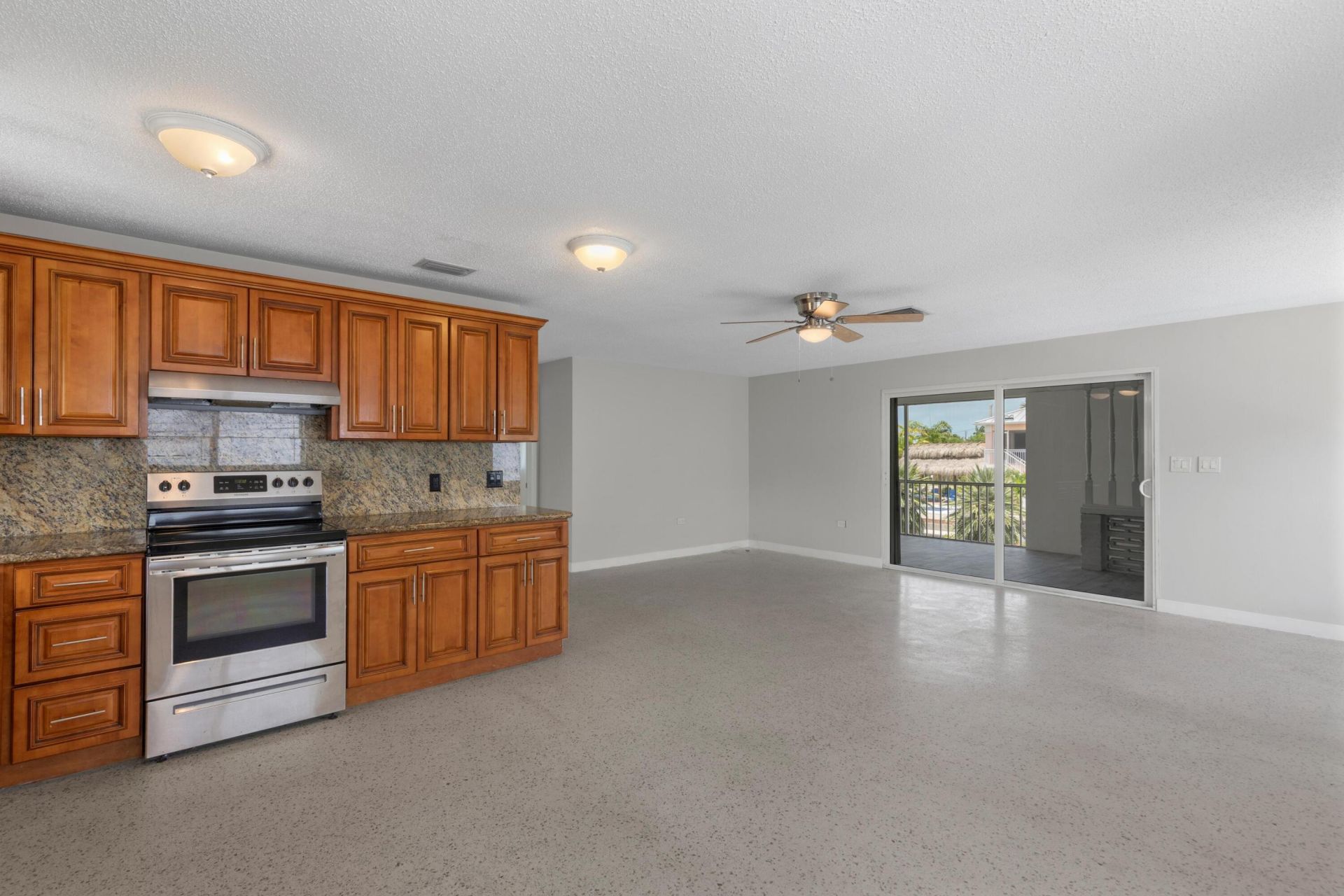596 W Shore Drive, Summerland Key, FL 33042 Photo