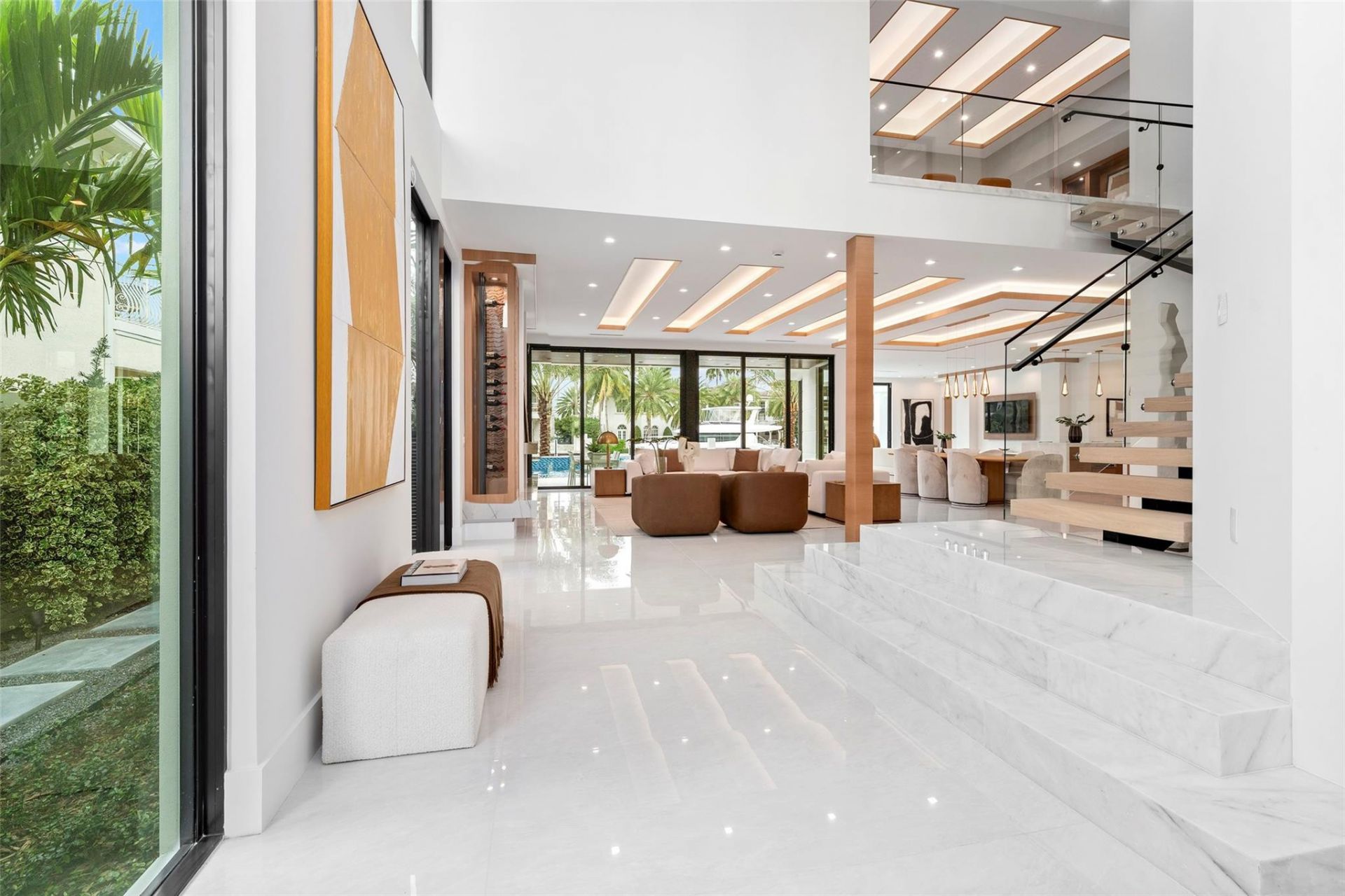 24 Fiesta Way, Fort Lauderdale, FL 33301 Photo