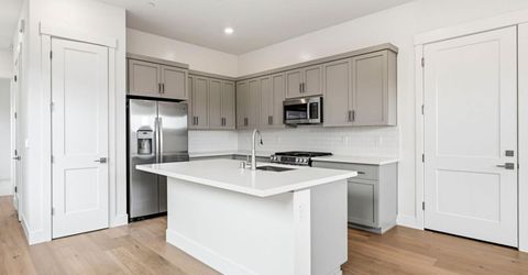 8565 Martin Andrew Cir, Roseville, CA 95747 Photo