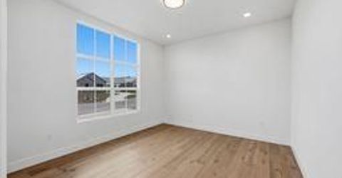 8565 Martin Andrew Cir, Roseville, CA 95747 Photo