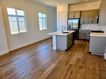 8565 Martin Andrew Cir, Roseville, CA 95747 Photo