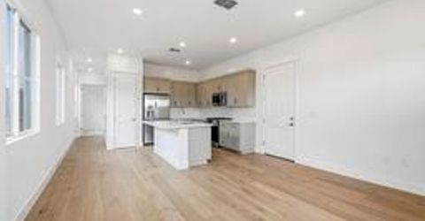 8565 Martin Andrew Cir, Roseville, CA 95747 Photo