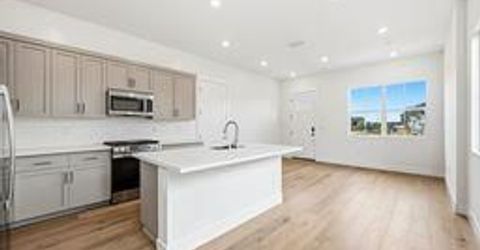 8565 Martin Andrew Cir, Roseville, CA 95747 Photo