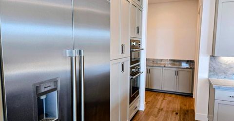 8565 Martin Andrew Cir, Roseville, CA 95747 Photo