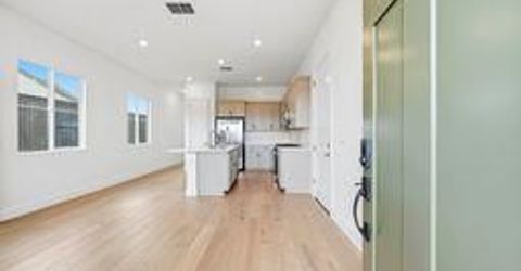 8565 Martin Andrew Cir, Roseville, CA 95747 Photo