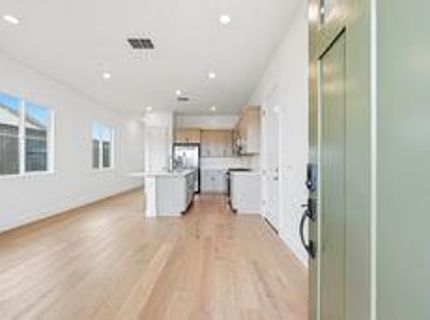 8565 Martin Andrew Cir, Roseville, CA 95747 Photo