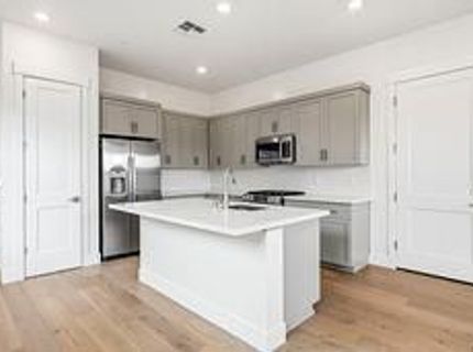 8565 Martin Andrew Cir, Roseville, CA 95747 Photo