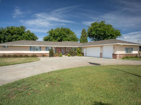 19257 Knights Rd, Knights Landing, CA 95645