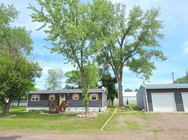 190 S 1st Street, Foreston, MN 56330