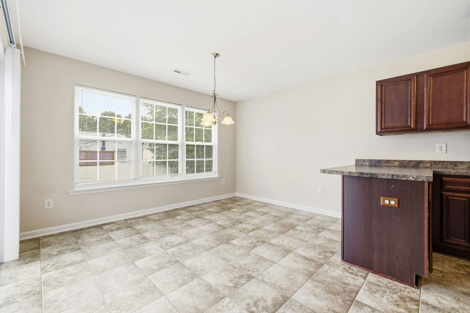 2375 Morlynn Dr.  Photo 12
