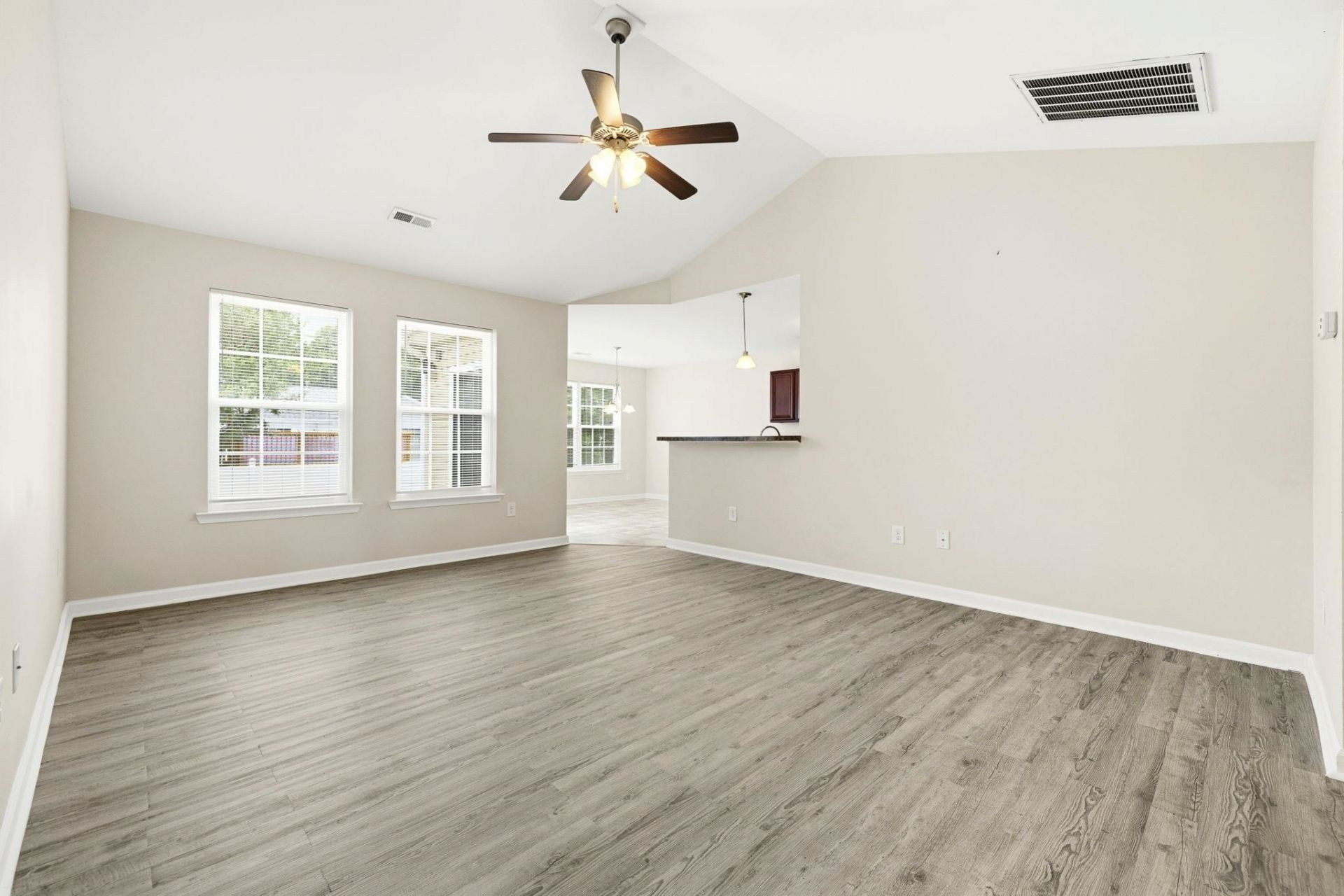 2375 Morlynn Dr.  Photo 5