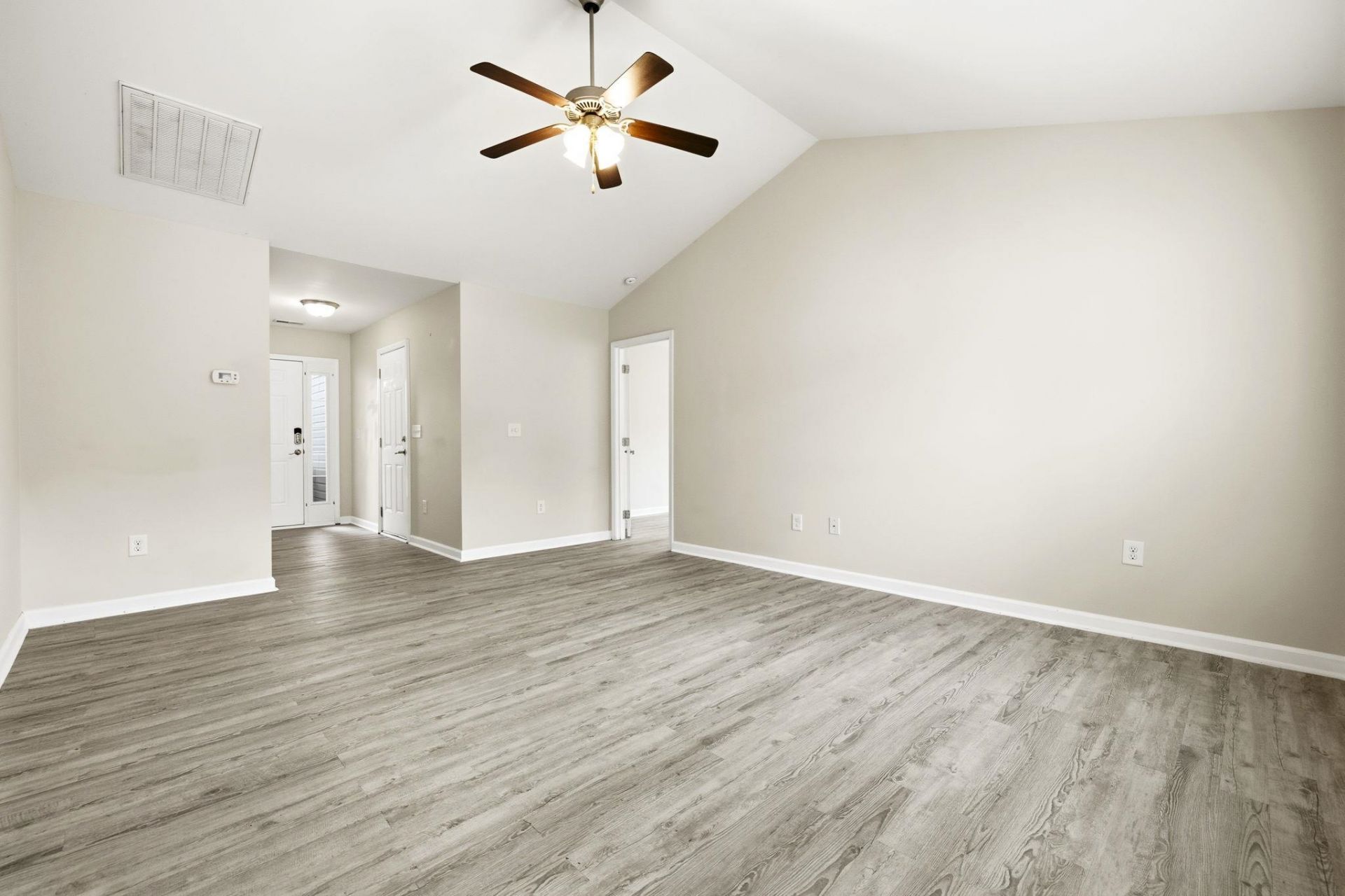 2375 Morlynn Dr.  Photo 7