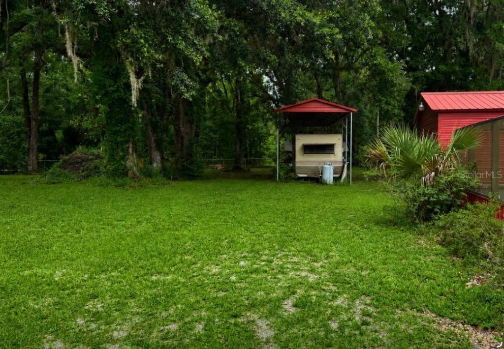 12253 E Berry Lane , Floral City, FL 34436 Photo