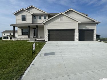 20819 Nebraska Avenue, Elkhorn, NE 68022