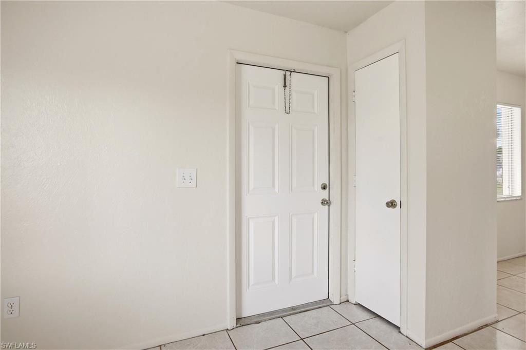 2237 Iris Way , Fort Myers, FL 33905 Photo