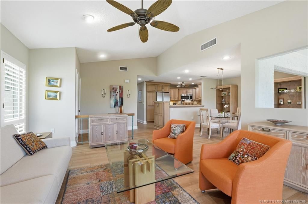 5600 SE Foxcross Place, Stuart, FL 34997 Photo