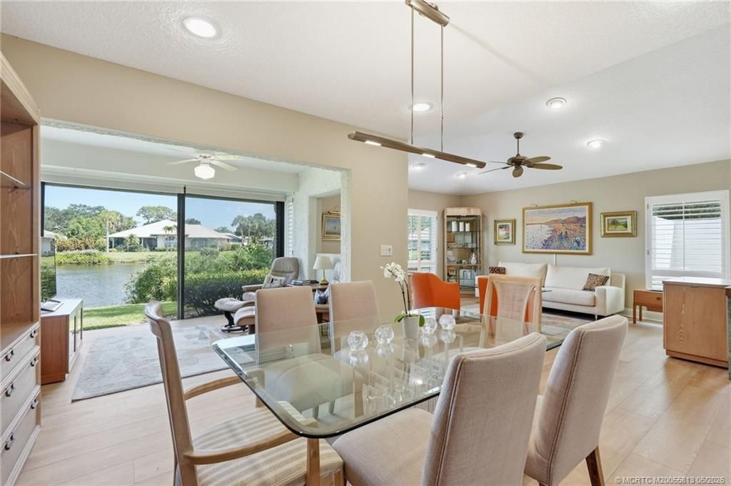 5600 SE Foxcross Place, Stuart, FL 34997 Photo