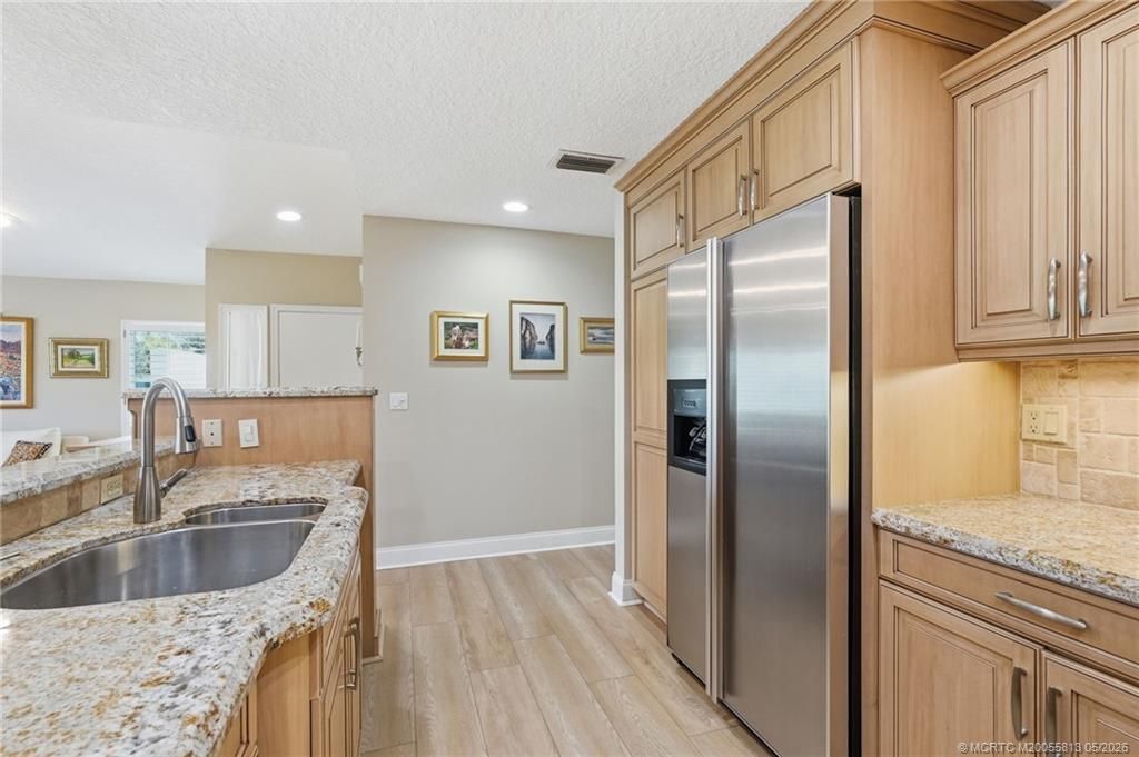 5600 SE Foxcross Place, Stuart, FL 34997 Photo
