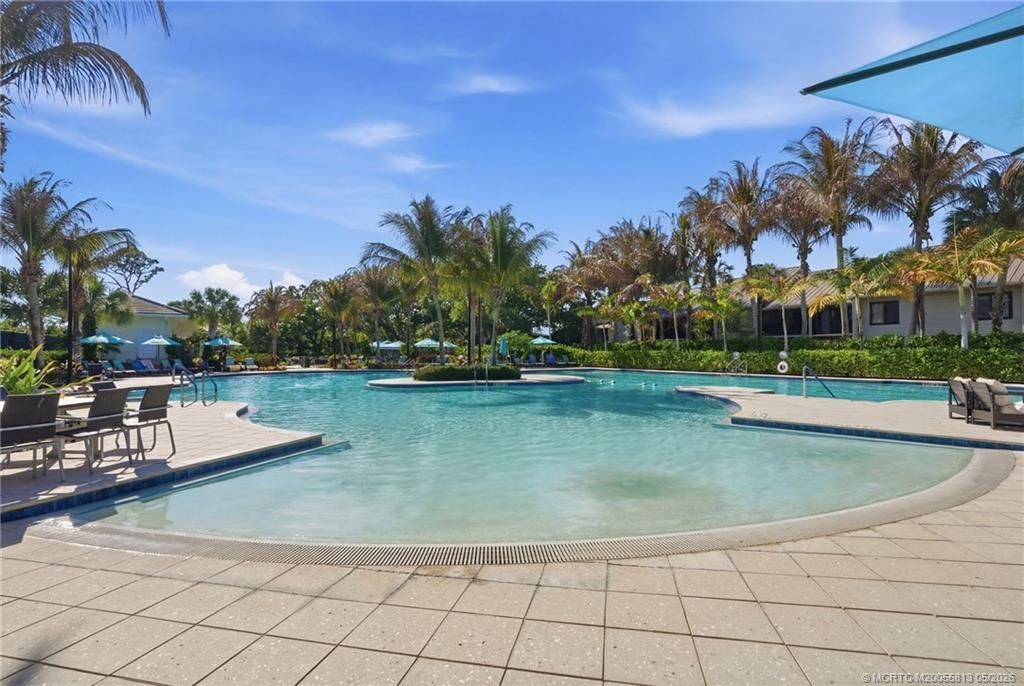 5600 SE Foxcross Place, Stuart, FL 34997 Photo
