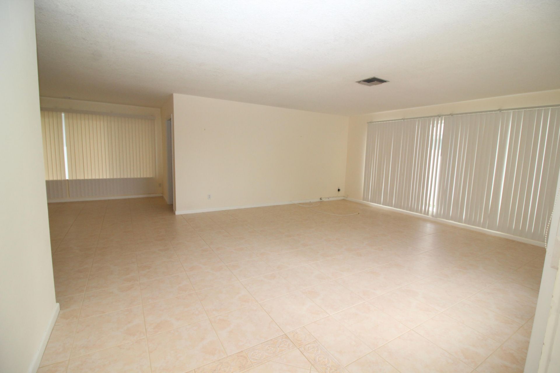 4454 W Tradewinds Avenue W, Lauderdale by the Sea, FL 33308 Photo