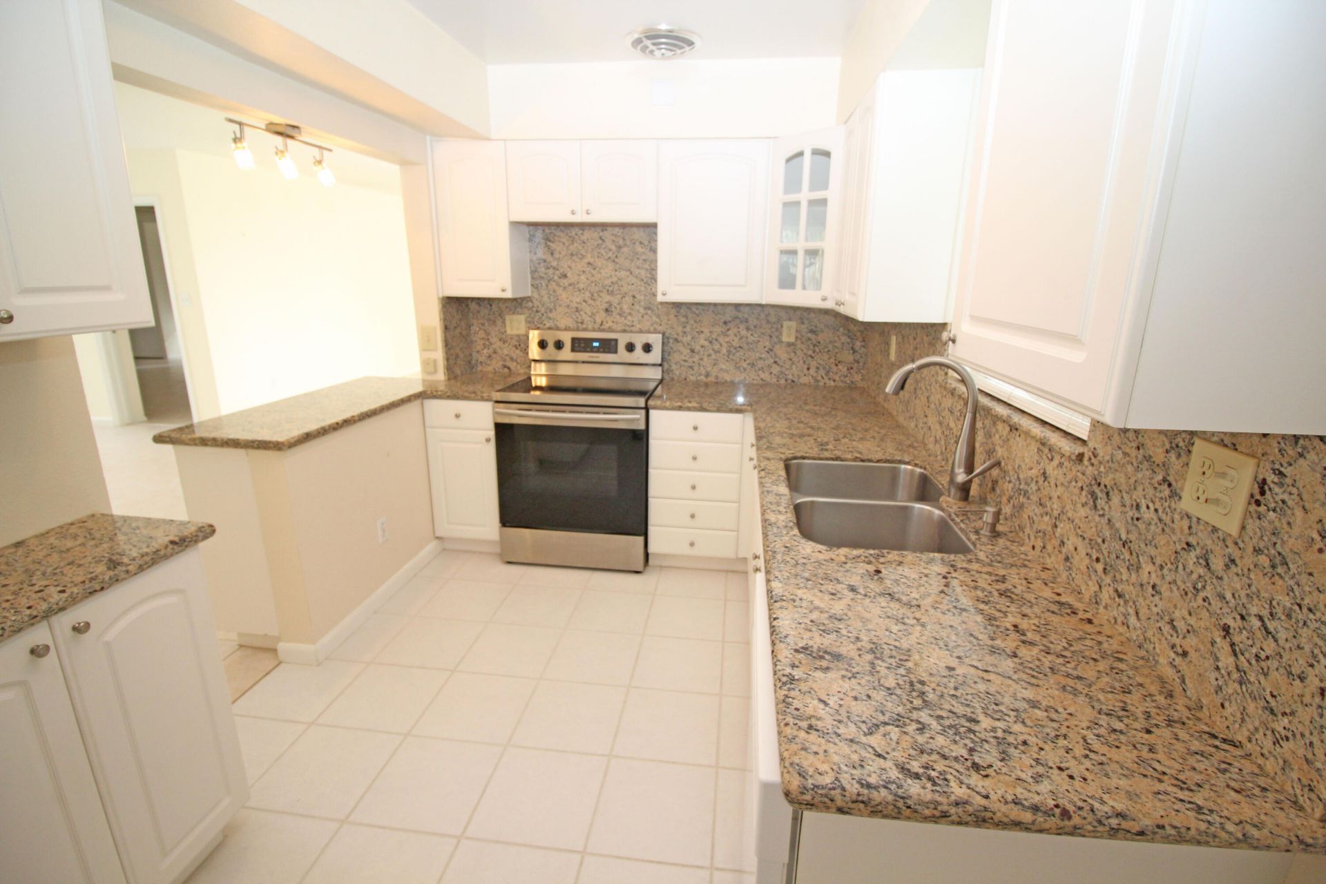 4454 W Tradewinds Avenue W, Lauderdale by the Sea, FL 33308 Photo