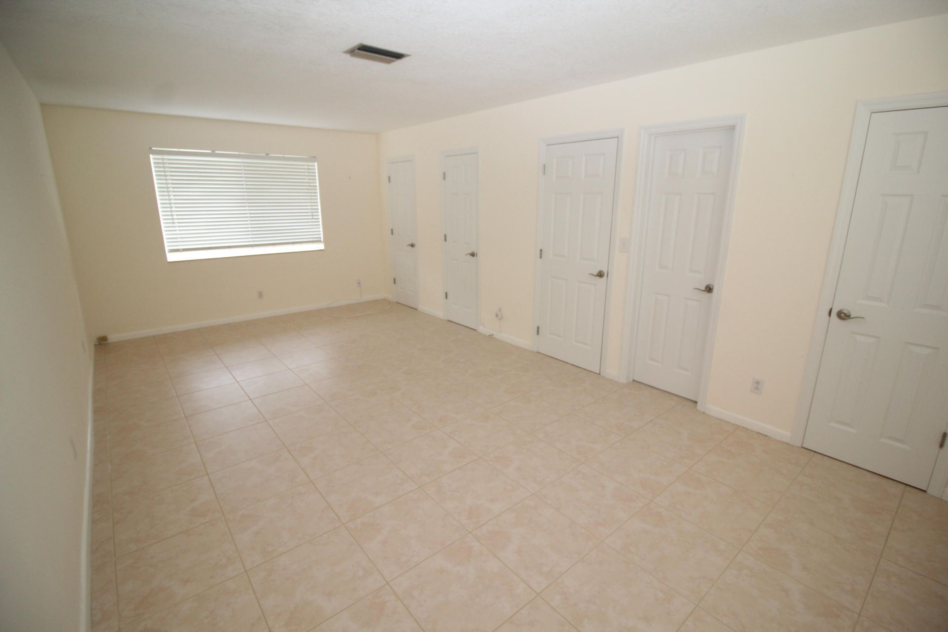 4454 W Tradewinds Avenue W, Lauderdale by the Sea, FL 33308 Photo