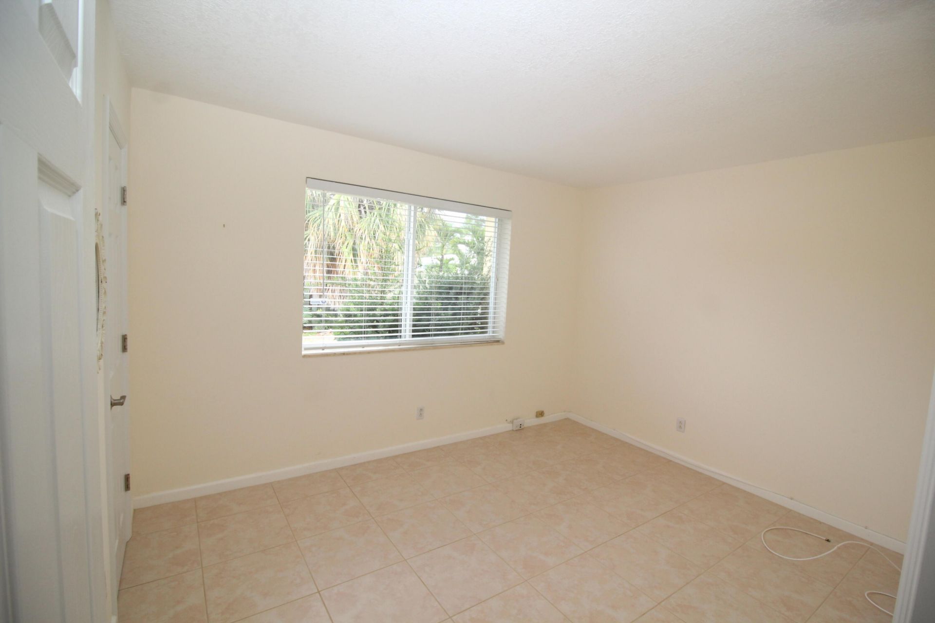 4454 W Tradewinds Avenue W, Lauderdale by the Sea, FL 33308 Photo