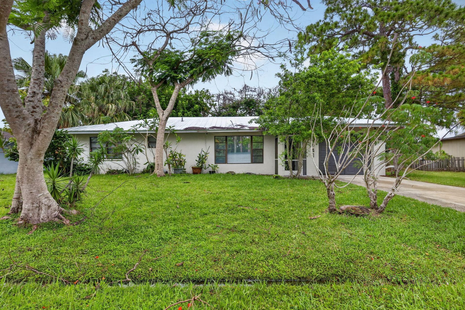 941 SE Atlantus Avenue, Port Saint Lucie, FL 34983 Photo